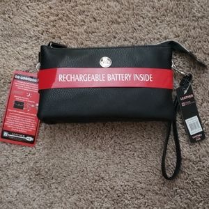 Stone Mountain Black Purse/wristlet with Charger!